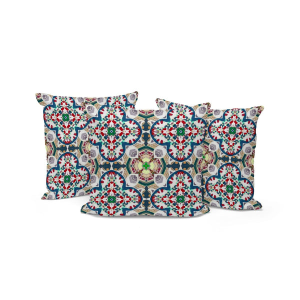 HomeRoots Set of Three Green & White Floral Throw Pillows - Stylish Indoor/Outdoor Cushions for Any Space 536120