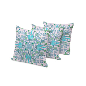 HomeRoots Set of Three 16" Green and White Paisley Throw Pillows for Indoor Outdoor Style and Comfort 536271