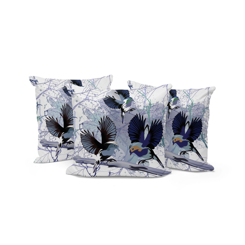 Homeroots Set Of Three 16" X 16" Black And White Bird Blown Seam Eclectic Indoor Outdoor Throw Pillow  Polyester 536313