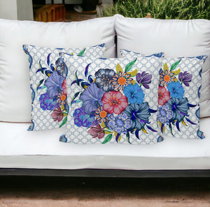 Homeroots Set Of Three 16" Blue And White Botanical Indoor Outdoor Throw Pillow Cover And Insert  Polyester 536372