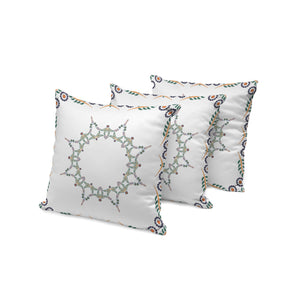 Homeroots Set Of Three 16" Green And White Botanical Indoor Outdoor Throw Pillow Cover And Insert  Polyester 536397