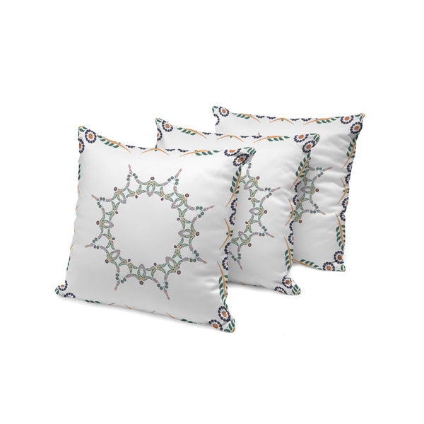 Homeroots Set Of Three 16" Green And White Botanical Indoor Outdoor Throw Pillow Cover And Insert  Polyester 536397