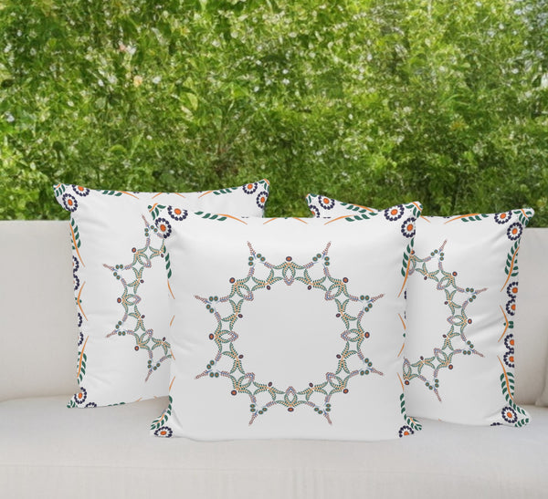 Homeroots Set Of Three 16" Green And White Botanical Indoor Outdoor Throw Pillow Cover And Insert  Polyester 536397
