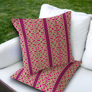 Homeroots Set Of Two 18" Pink Abstract Indoor Outdoor Throw Pillow Cover And Insert  Polyester 536460