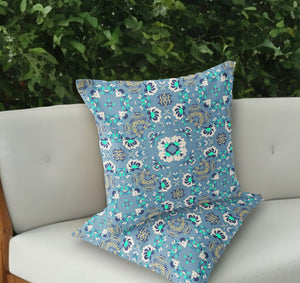 Homeroots Set Of Two 18" Blue Botanical Indoor Outdoor Throw Pillow Cover And Insert  Polyester 536476
