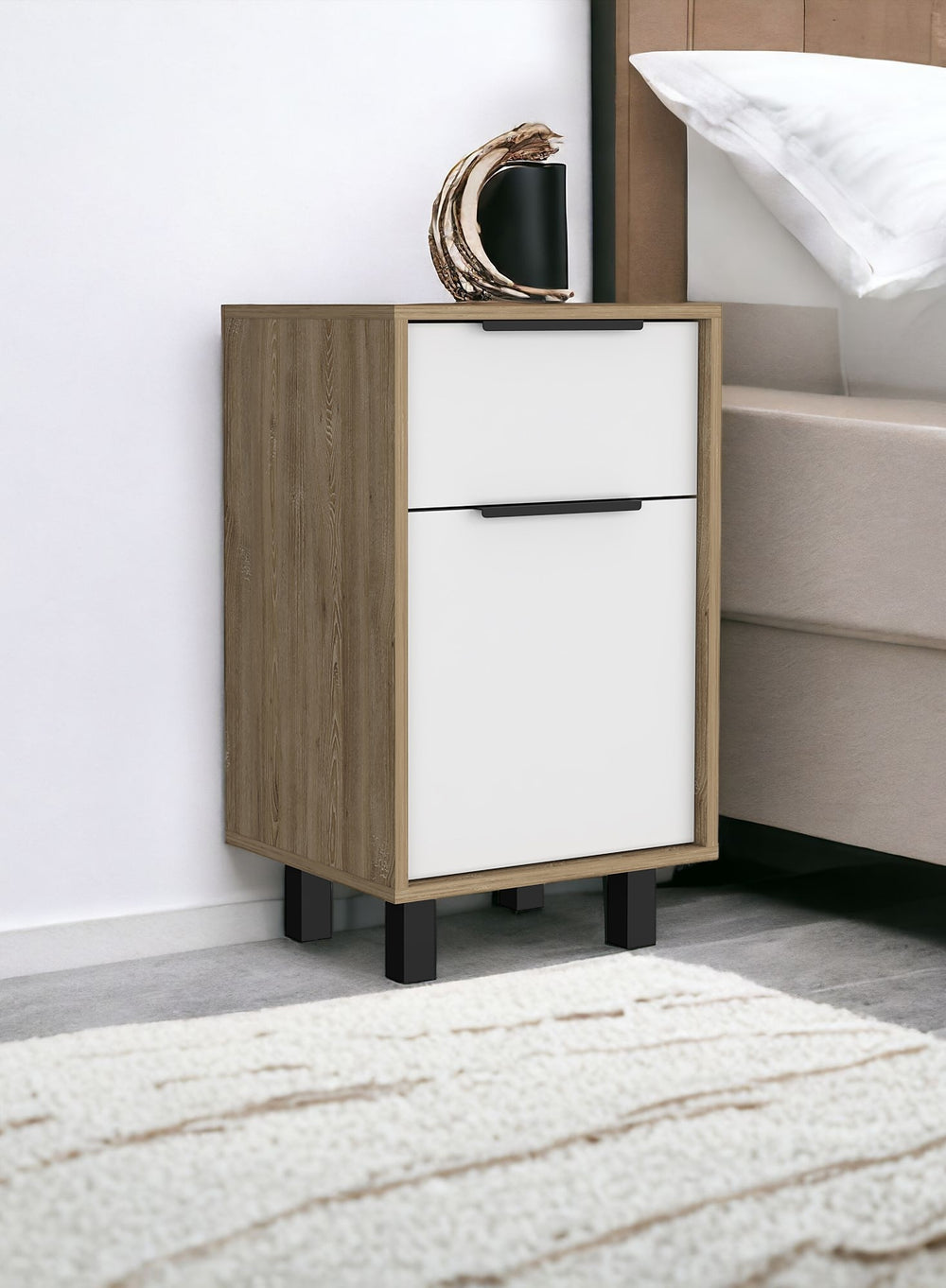 Homeroots 28" White One Drawer Faux Wood Nightstand With Storage   543637