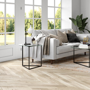 Homeroots 22" Black And Clear Glass And Steel Round End Table   543840