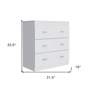 Homeroots 32" White Three Drawer Dresser  Manufactured Wood 544033