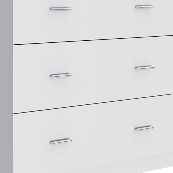 Homeroots 32" White Three Drawer Dresser  Manufactured Wood 544033