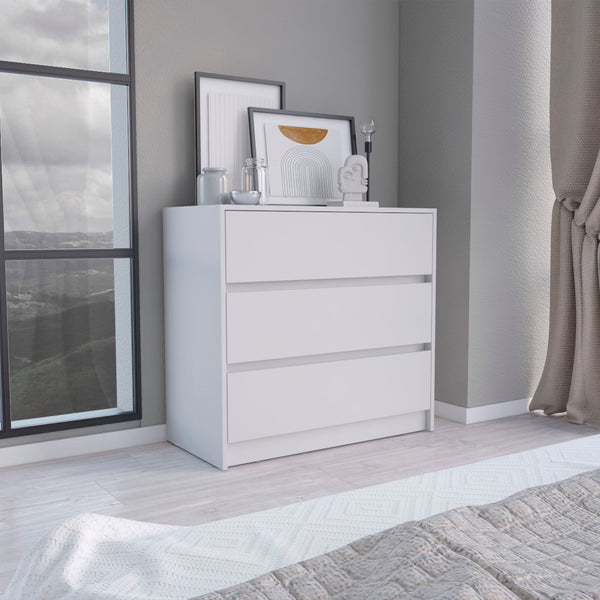 Homeroots 34" White Three Drawer Dresser  Manufactured Wood 544037