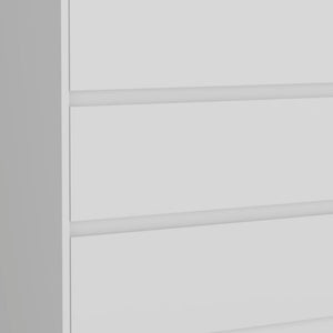 Homeroots 34" White Three Drawer Dresser  Manufactured Wood 544037