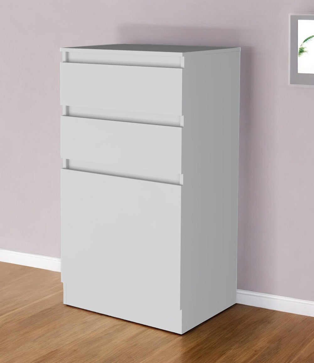 Homeroots 23" White Two Drawer Standard Chest  Manufactured Wood 544051