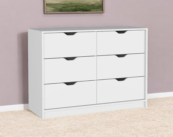 Homeroots 42" White Six Drawer Double Dresser  Manufactured Wood 544054