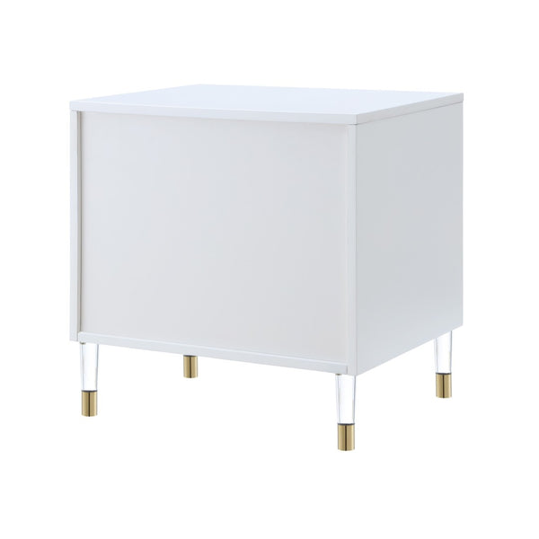 HomeRoots 24" Stylish White and Clear Wood End Table with 3 Drawers - Perfect for Modern Living Spaces! 544077
