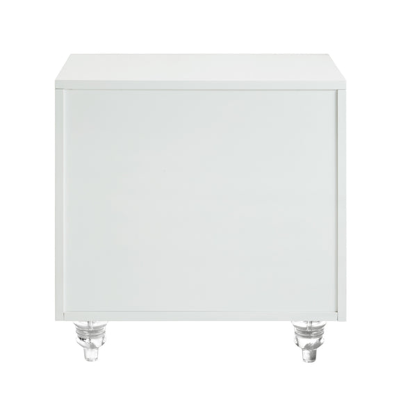 Homeroots 24" Clear And White Wood Mirrored End Table With Three Drawers White  544099