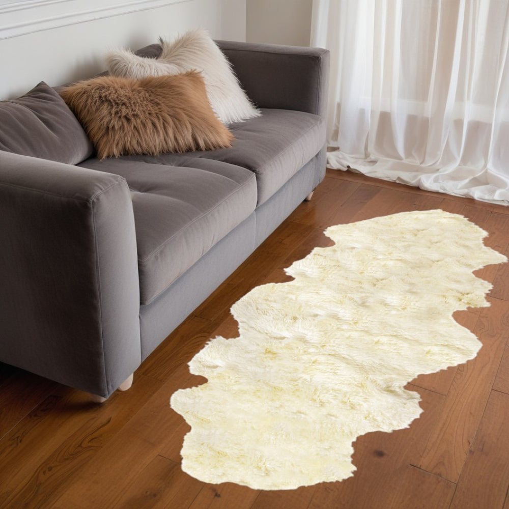 HomeRoots 2' X 6' Natural Sheepskin Handmade Area Rug – Luxurious, Soft, and Unique Accent for Any Space 544285
