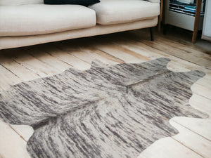 Homeroots 6' X 7' Ivory And Gray Cowhide Striped Hand Knotted Area Rug Brown And Black Cowhide 544318