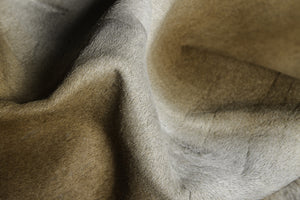 Homeroots 5' X 7' Tan Genuine Cowhide Hand Knotted Area Rug Tan Cowhide 544321