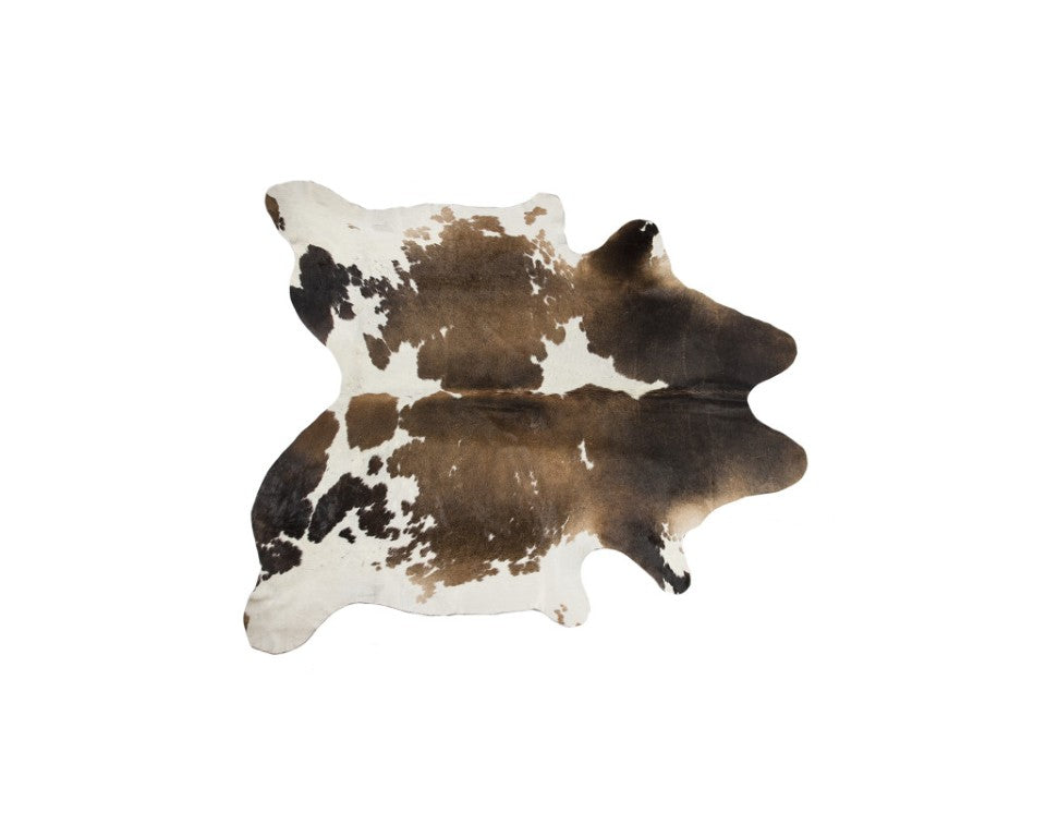 HomeRoots 5x7 Genuine Cowhide Hand Knotted Area Rug Natural Artisan Accent for Living Room 544326