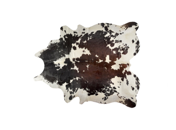 Homeroots 5' X 7' Brown And White Cowhide Hand Knotted Area Rug Beige And White Cowhide 544329