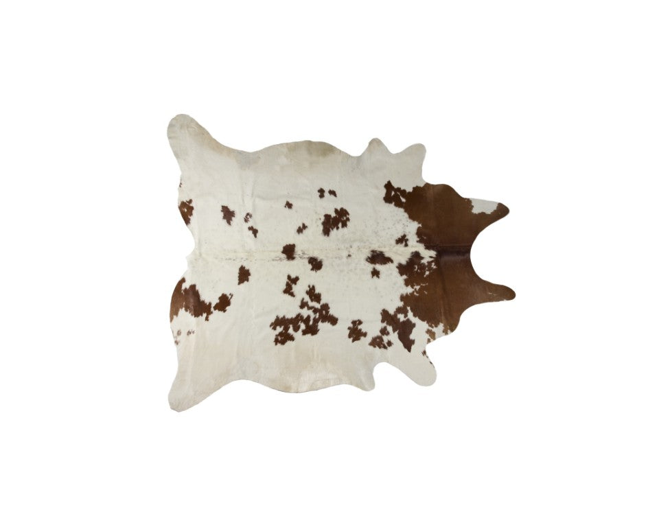HomeRoots 5x7 Hand Knotted Cowhide Area Rug Rustic Brown Artisan Stain Resistant Floor Accent 544332