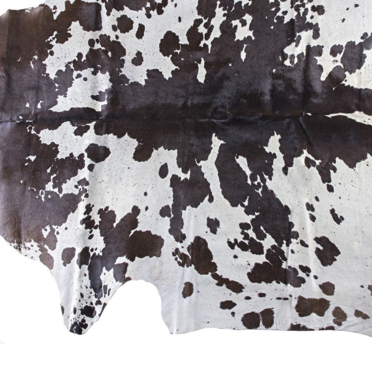 HomeRoots 5x7 Genuine Cowhide Hand Knotted Area Rug Rustic Artisan Natural Hide Living Room 544333
