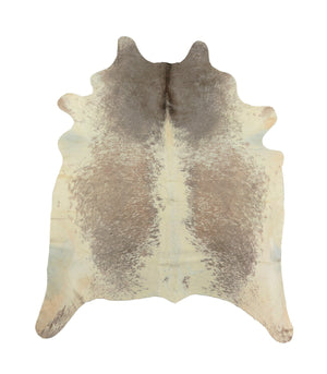 Homeroots 6' X 7' Brown And White Cowhide Hand Knotted Area Rug Tan And White Cowhide 544337