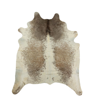 Homeroots 6' X 7' Brown And White Cowhide Hand Knotted Area Rug White & Brown Cowhide 544339