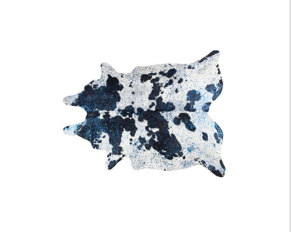 HomeRoots 5x7 Hand Knotted Genuine Cowhide Area Rug Natural Hide Pattern for Living Room 544344
