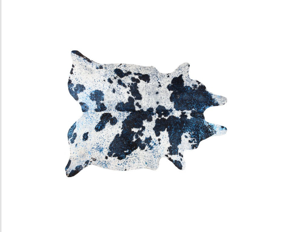 HomeRoots 5x7 Hand Knotted Genuine Cowhide Area Rug Natural Hide Pattern for Living Room 544344