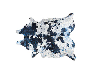 Homeroots 6' X 7' Black And White Cowhide Hand Knotted Area Rug Black And White Cowhide 544345