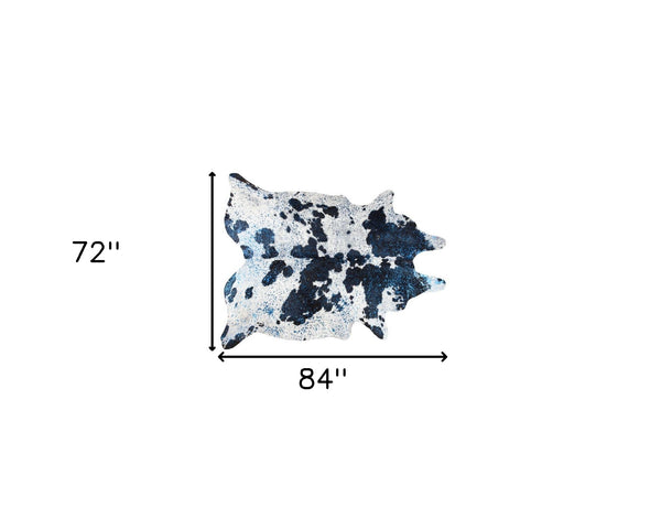 Homeroots 6' X 7' Black And White Cowhide Hand Knotted Area Rug Black And White Cowhide 544345