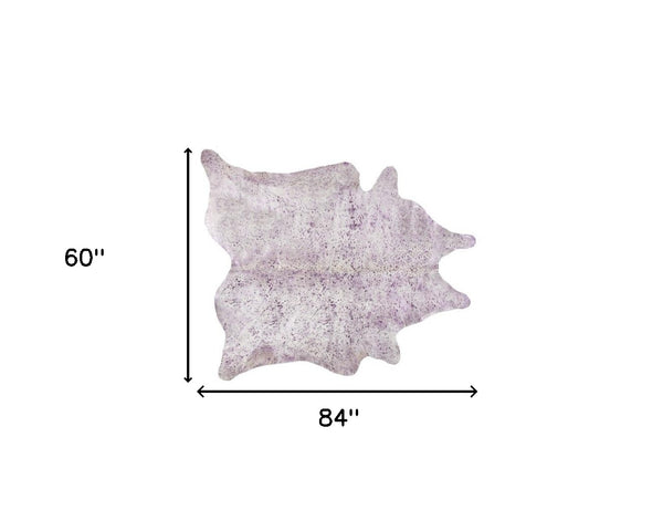 Homeroots 5' X 7' Gray And Pink Cowhide Hand Knotted Area Rug Gray Cowhide 544352