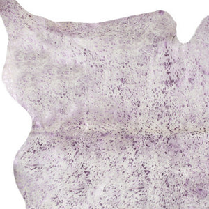 Homeroots 5' X 7' Gray And Pink Cowhide Hand Knotted Area Rug Gray Cowhide 544352