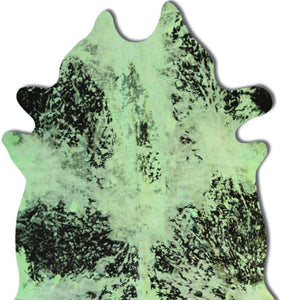 HomeRoots 5' Hand-Knotted Cowhide Area Rug – Artisan Crafted, Unique Style, Stain-Resistant, Perfect for Any Space Lime Green 544355