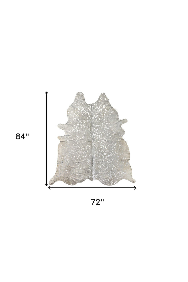 Homeroots 5' X 7' Silver And Ivory Cowhide Hand Knotted Area Rug Silver And Natural Cowhide 544356