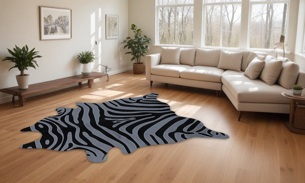 Homeroots 6' X 7' Gray And Black Zebra Print Genuine Cowhide Area Rug Gray Cowhide 544367