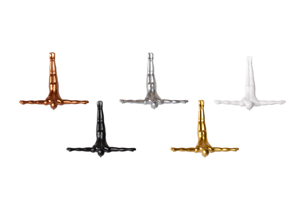 Homeroots Set Of Five 7" Black White And Metallic Resin Diving Man Wall Decor  Resin 544462