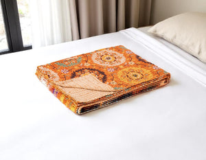 HomeRoots 50" Artisan Red Floral Quilted Kantha Throw Blanket - Cozy, Lightweight, Perfect for Any Space Cotton - 50"x70" 544513