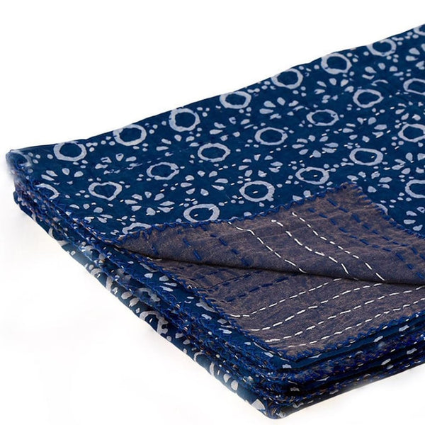 HomeRoots 50" Blue and Off-White Geometric Kantha Throw Blanket - Hand-Stitched Artisanal Comfort for Home Decor Cotton - 50"x70" 544538