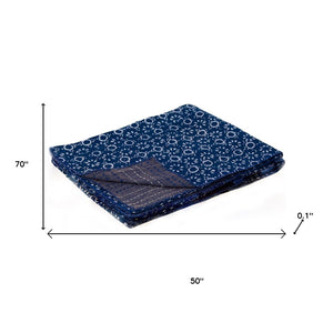 HomeRoots 50" Blue and Off-White Geometric Kantha Throw Blanket - Hand-Stitched Artisanal Comfort for Home Decor Cotton - 50"x70" 544538