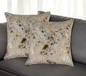 Homeroots Set Of Two 18" Natural & Gold Chevron Cowhide Throw Pillows With Glitter For Chic Home Décor   544587