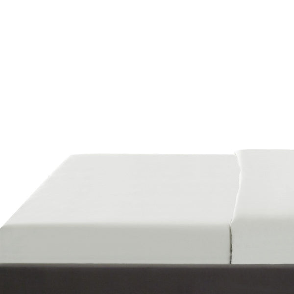 Homeroots Gray Solid Wood Queen Tufted Upholstered Velvet Bed Grey,Velvet Velvet 544754