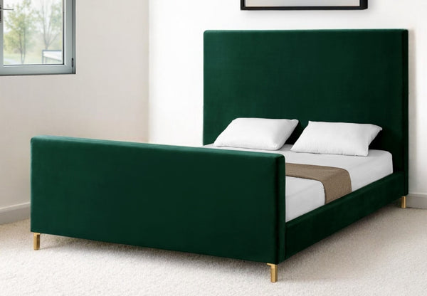 Homeroots Hunter Green Solid Wood King Upholstered Velvet Bed Hunter Green,Velvet Velvet 544767