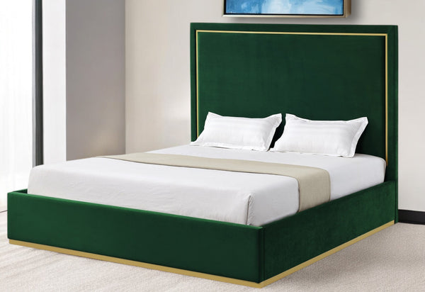 Homeroots Hunter Green Solid Wood King Upholstered Velvet Bed Hunter Green Velvet 544800