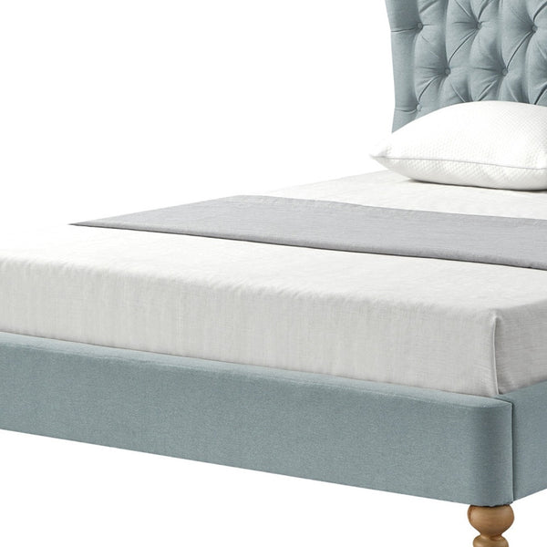 Homeroots Blue Solid Wood King Tufted Upholstered Linen Bed Sea Blue Linen 544875