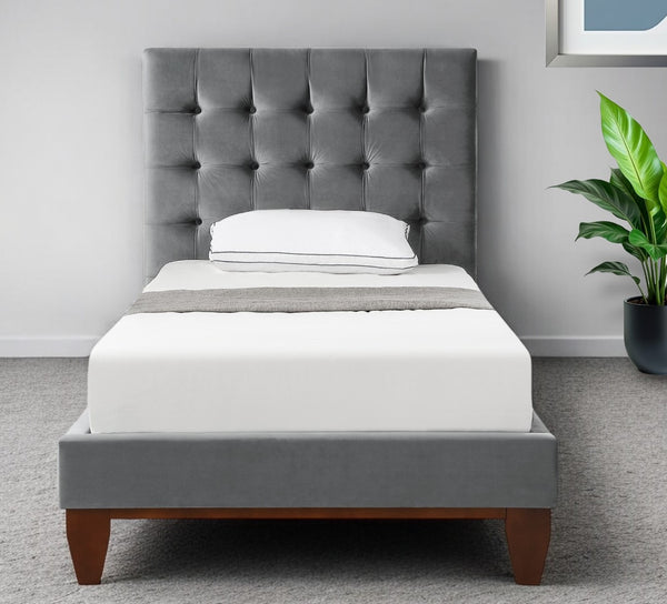 Homeroots Gray Solid Wood Full Tufted Upholstered Velvet Bed Grey,Velvet Velvet 544907