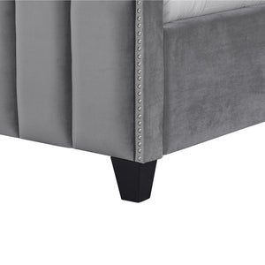 Homeroots Gray Solid Wood Queen Tufted Upholstered Velvet Bed With Nailhead Trim Grey Velvet 544920