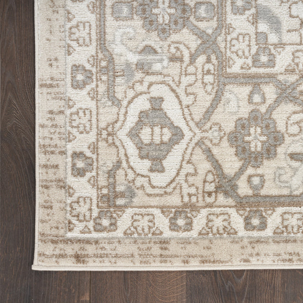 Homeroots 4' X 6' Beige And Ivory Medallion Power Loom Distressed Area Rug  Polypropylene,Polyester 545116