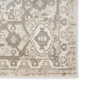 HomeRoots 5' Beige and Ivory Medallion Area Rug - Power-Loomed, Vintage Distressed Finish for Timeless Elegance 5' X 7' 545118